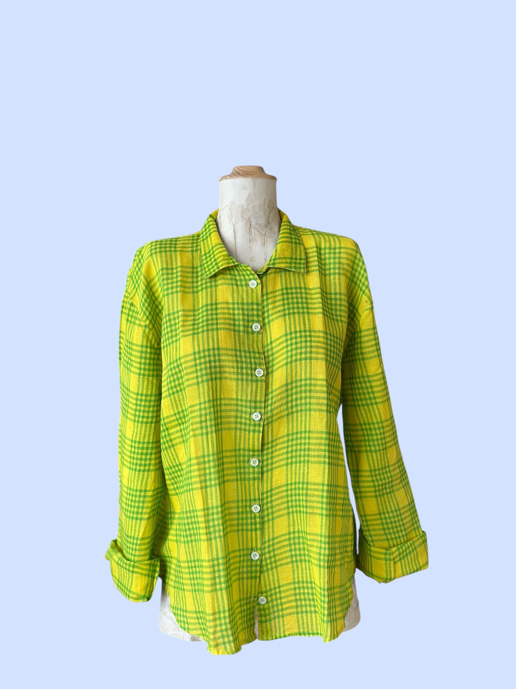 #111/2026 SHIRT LOLA