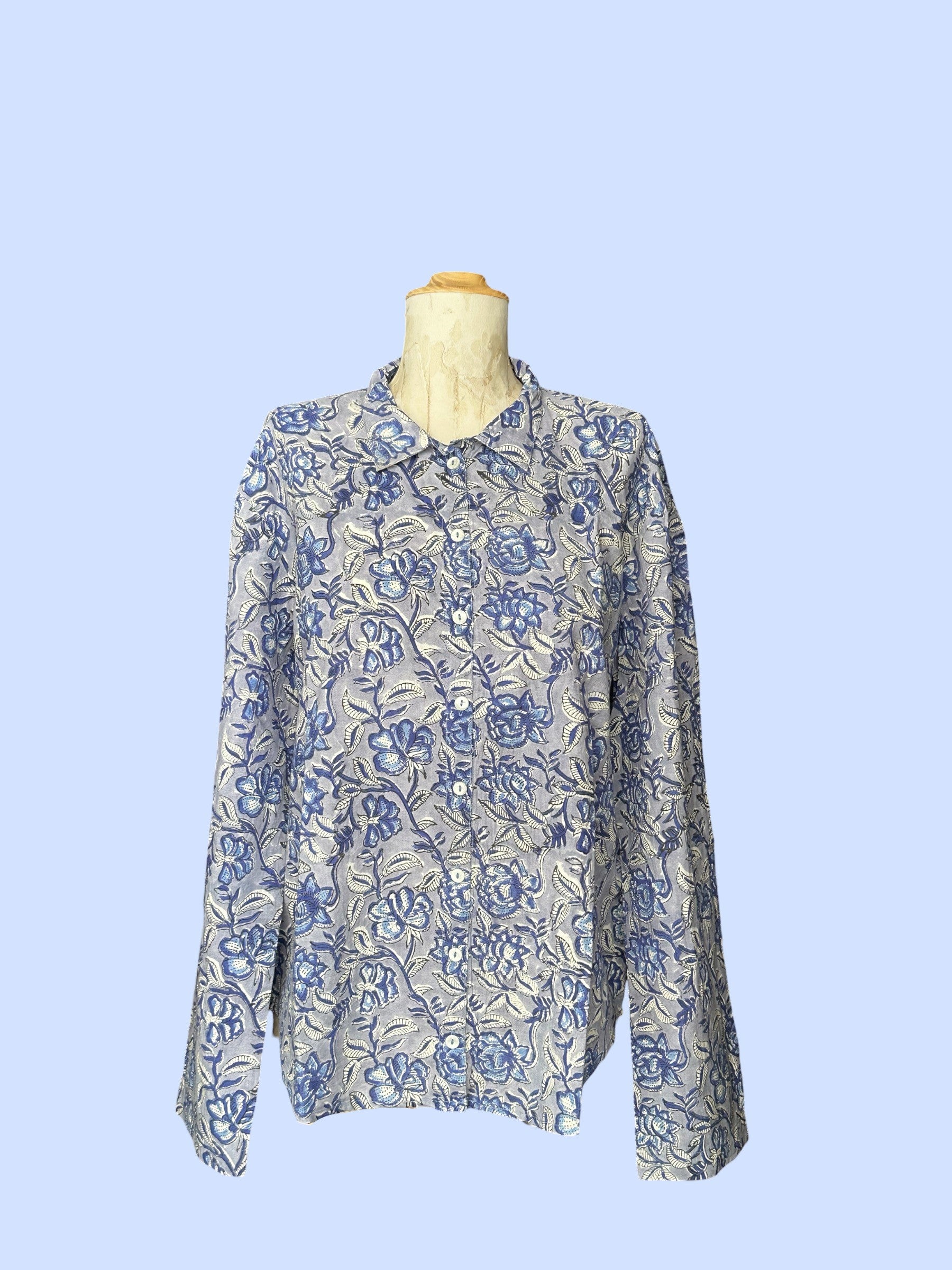 #111/2026 SHIRT LOLA