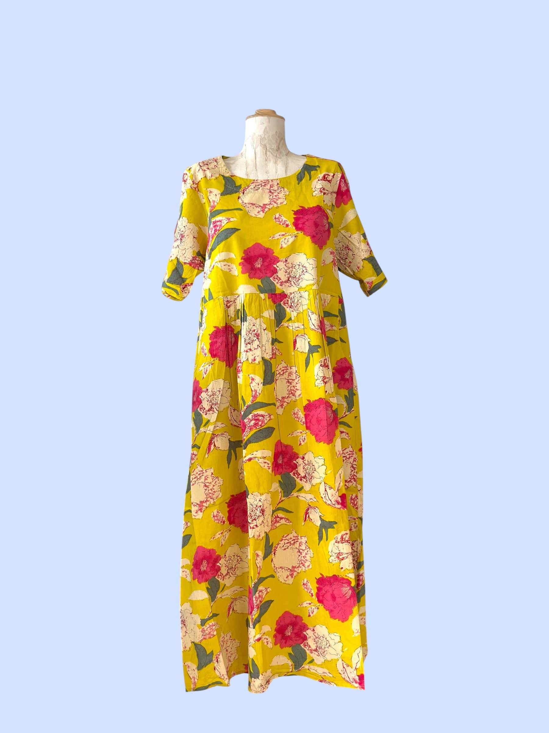 #102/2026 DRESS PEGGY