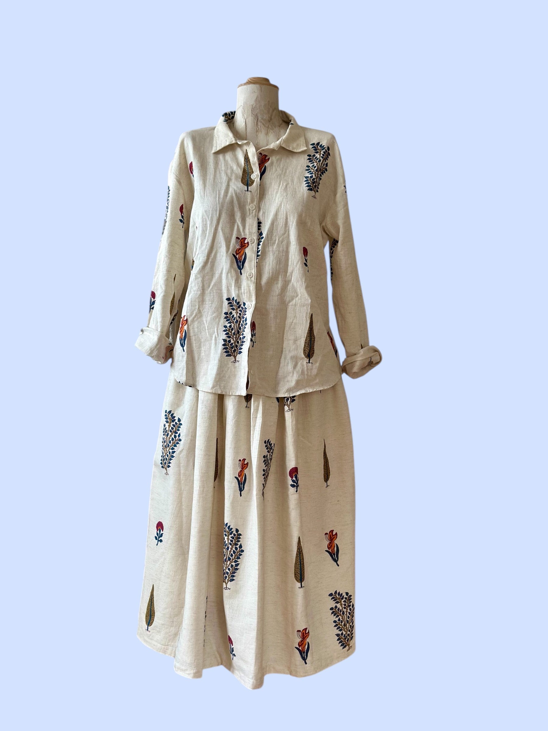 #111/2026 SHIRT LOLA