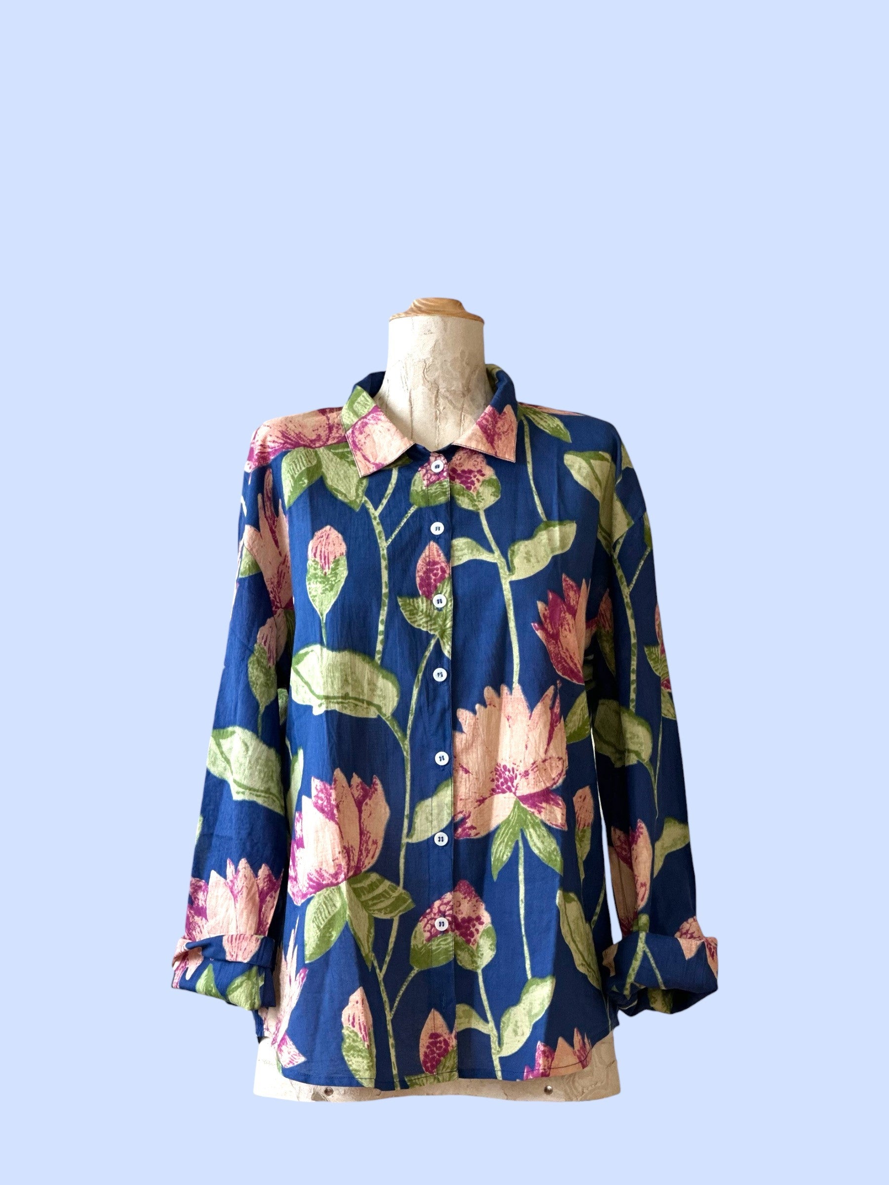 #111/2026 SHIRT LOLA