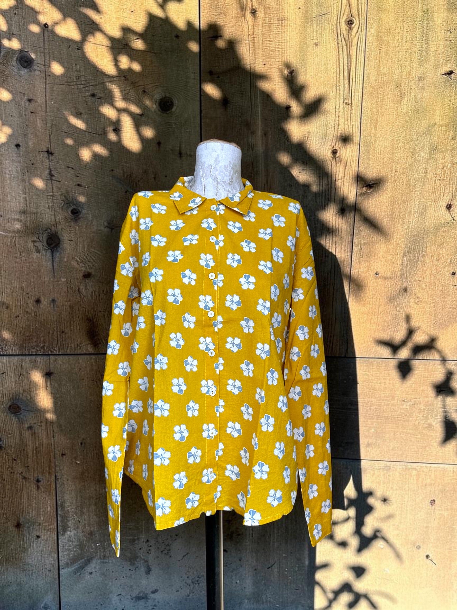#111/2026 SHIRT LOLA 1