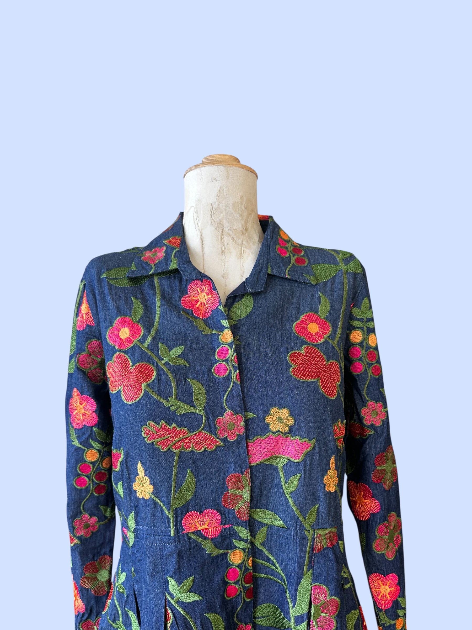 #56/2023 EMBROIDERED DENIM DRESS LIANA
