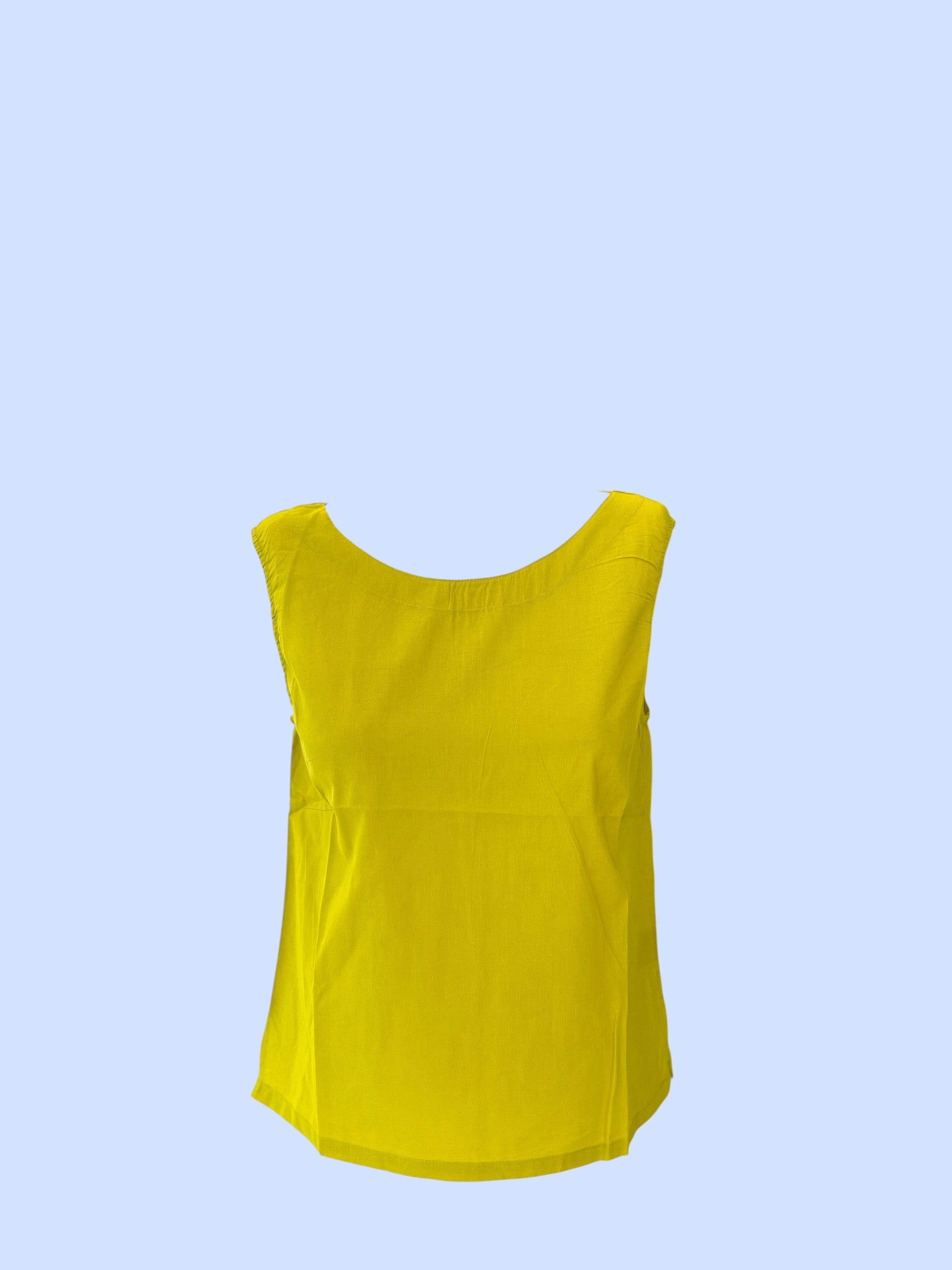 #72/2023 TOP LARA IN-STORE ONLY CHF 49.00