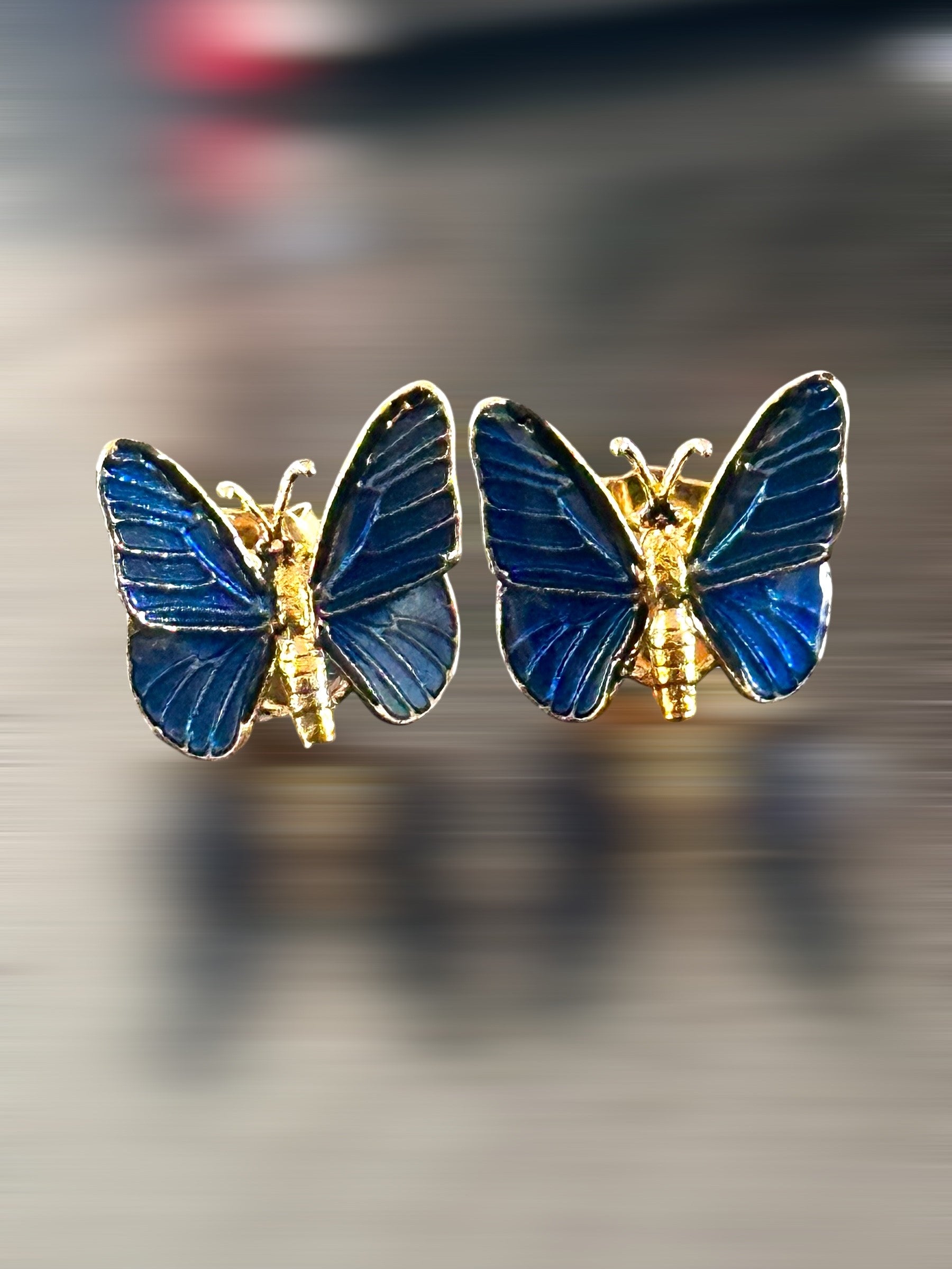 EARRINGS IN-STORE ONLY FROM CHF 139.00