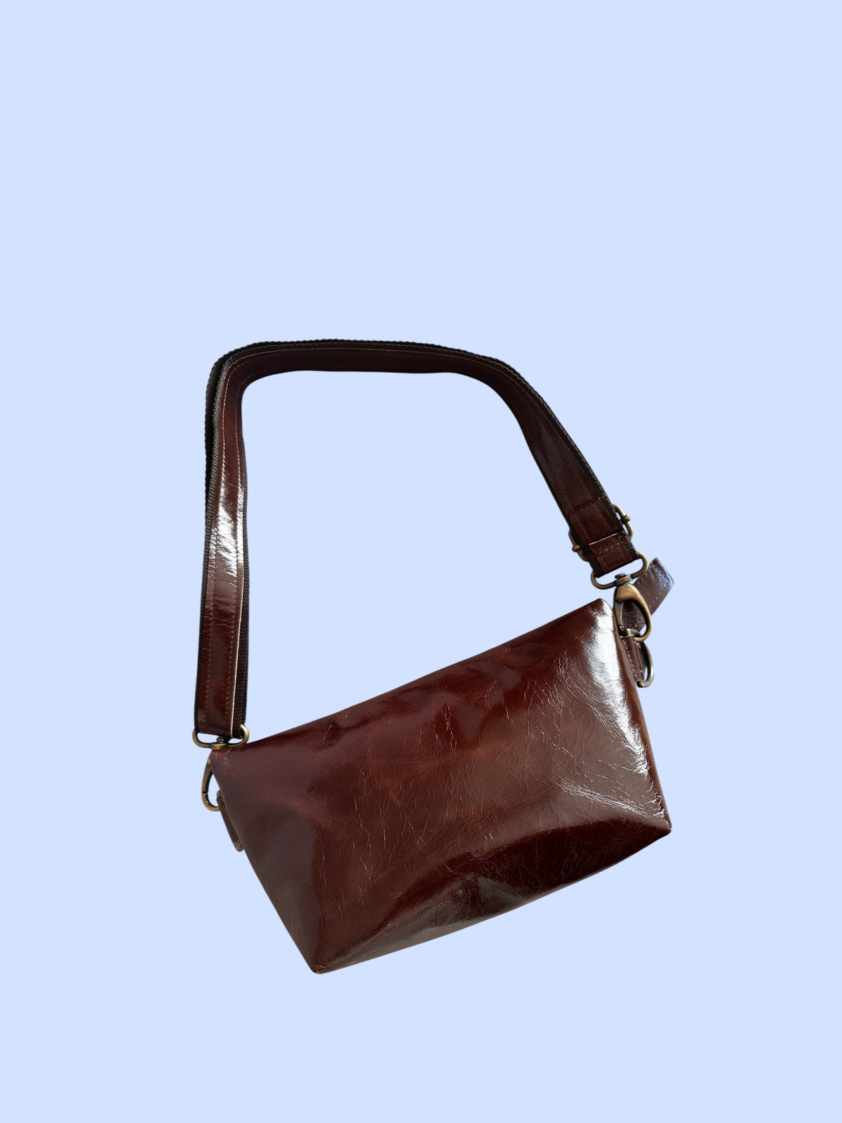 KLEINE TASCHEN